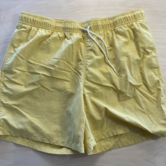 Good fellow & Co Swim Trunks size Large (DH) - Picture 3 of 7